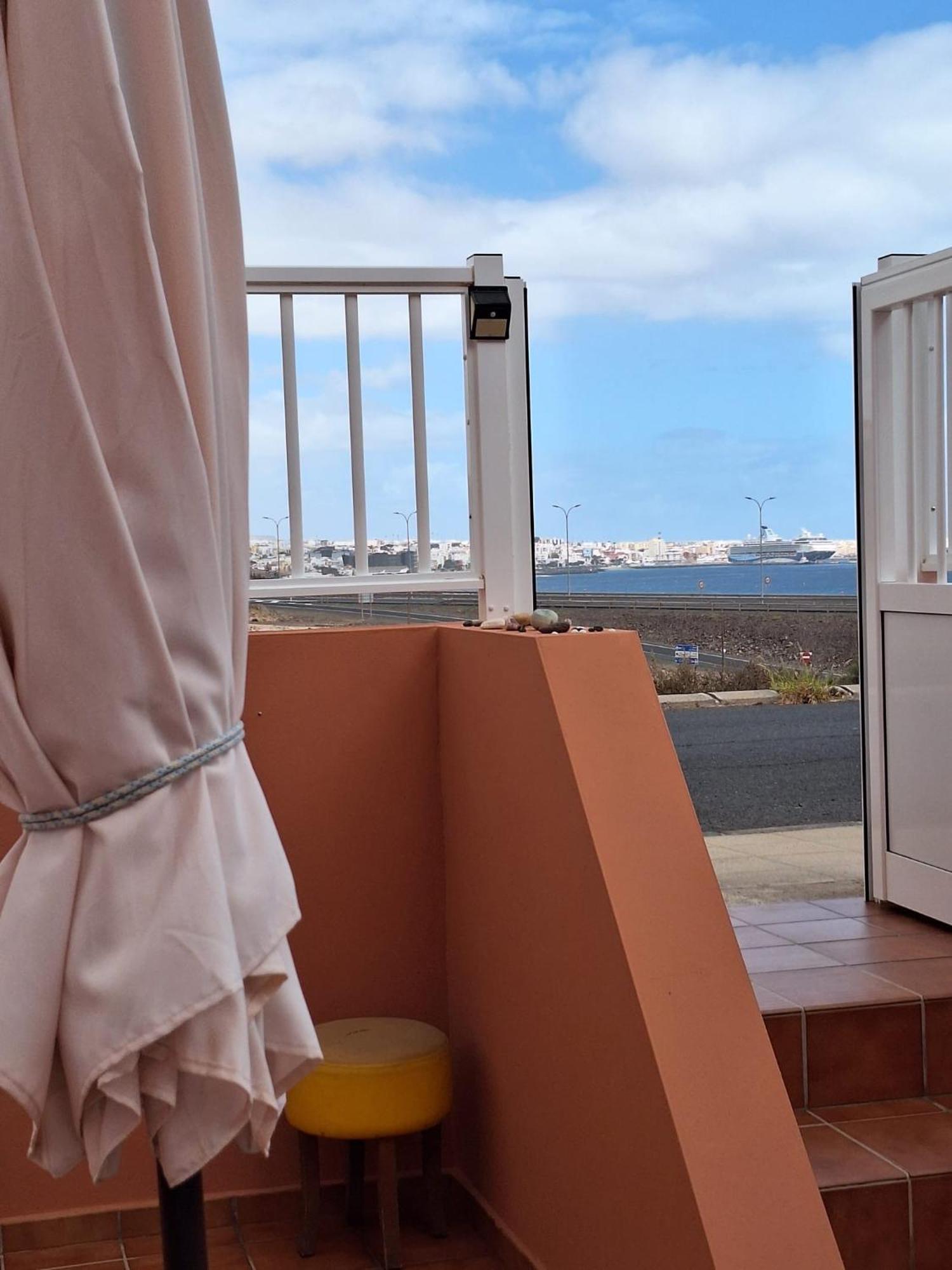 Apartamento A Tan Solo 2 Minutos De La Playa Puerto del Rosario  Buitenkant foto
